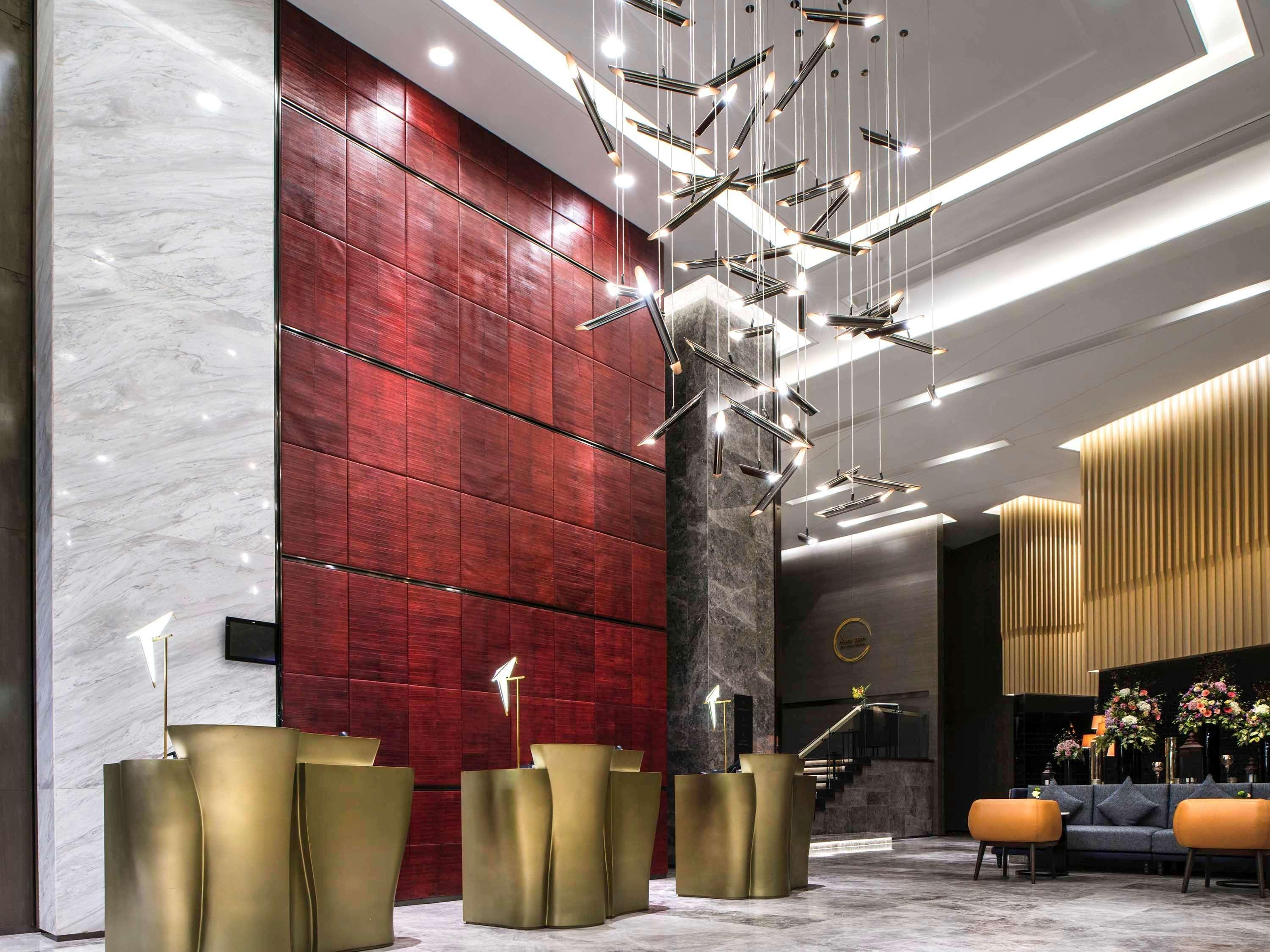 מלון Sofitel Kuala Lumpur Damansara מראה חיצוני תמונה The lobby of the hotel