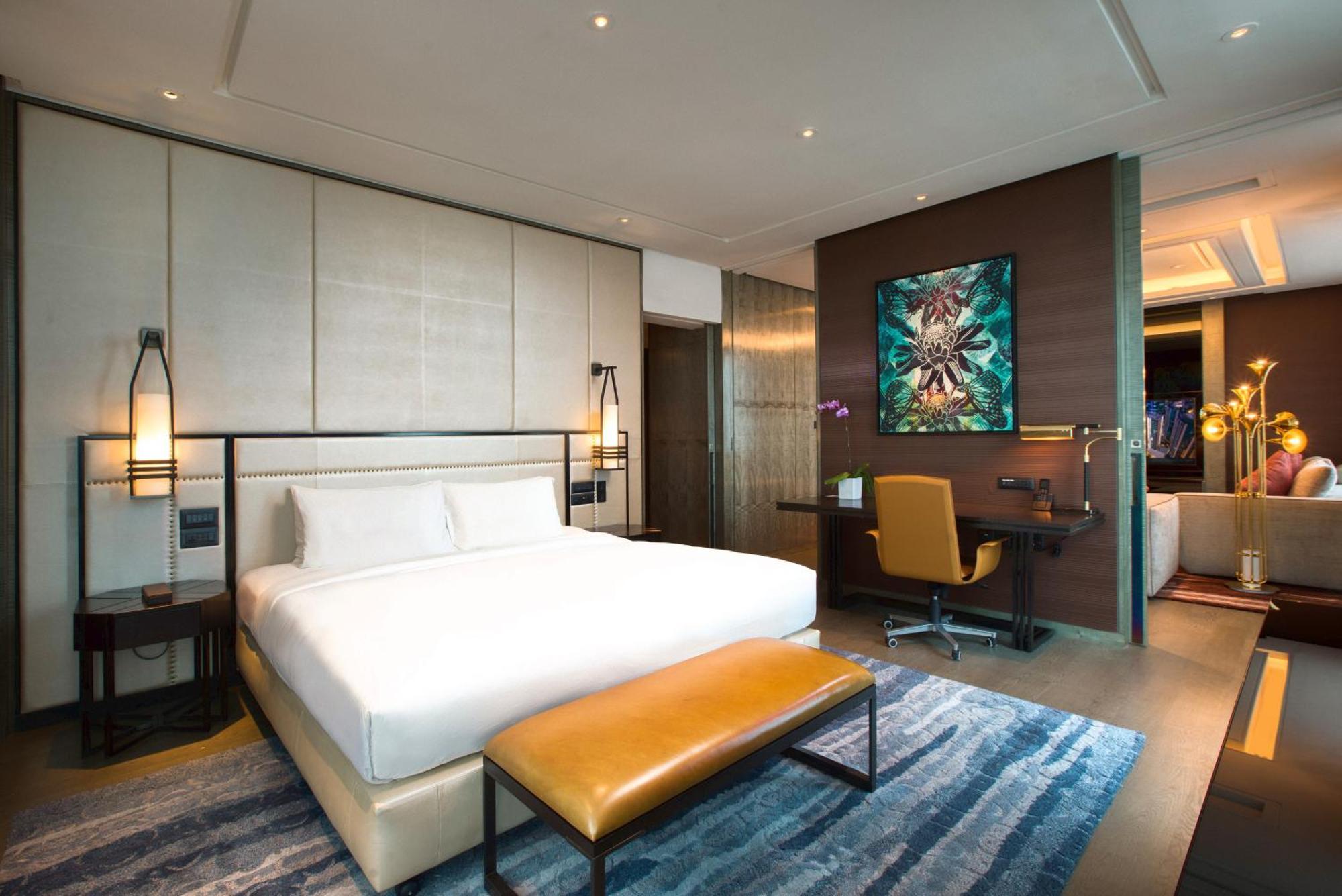 מלון Sofitel Kuala Lumpur Damansara מראה חיצוני תמונה A bedroom at the hotel
